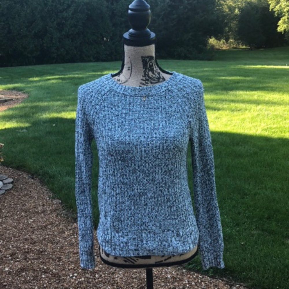 American Eagle Grey With Black Treating Sweater